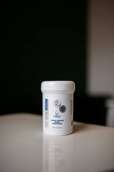 Renew Зволожувальний крем з ілюмінуючим ефектом Hydro Comfort Glow Moisturizer 000226 фото