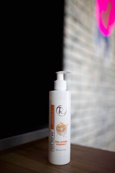 Renew Лосьйон з вітаміном С Peel Lotion Vitamin C 0002294 фото